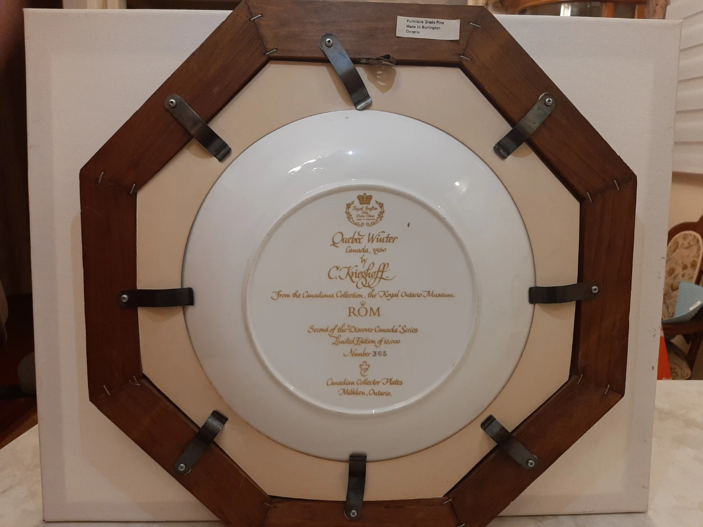 Royal Grafton Quebec Winter Collector Plate - photo 2