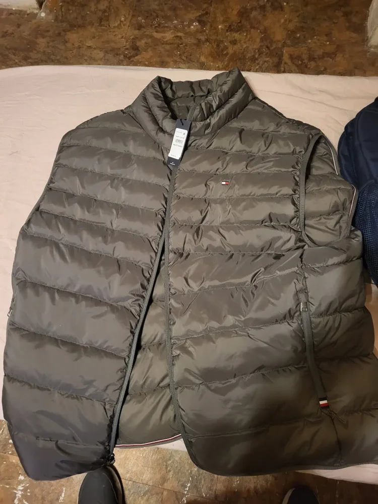 Tommy Hilfiger XXL Puffer Vest - New with Tags!