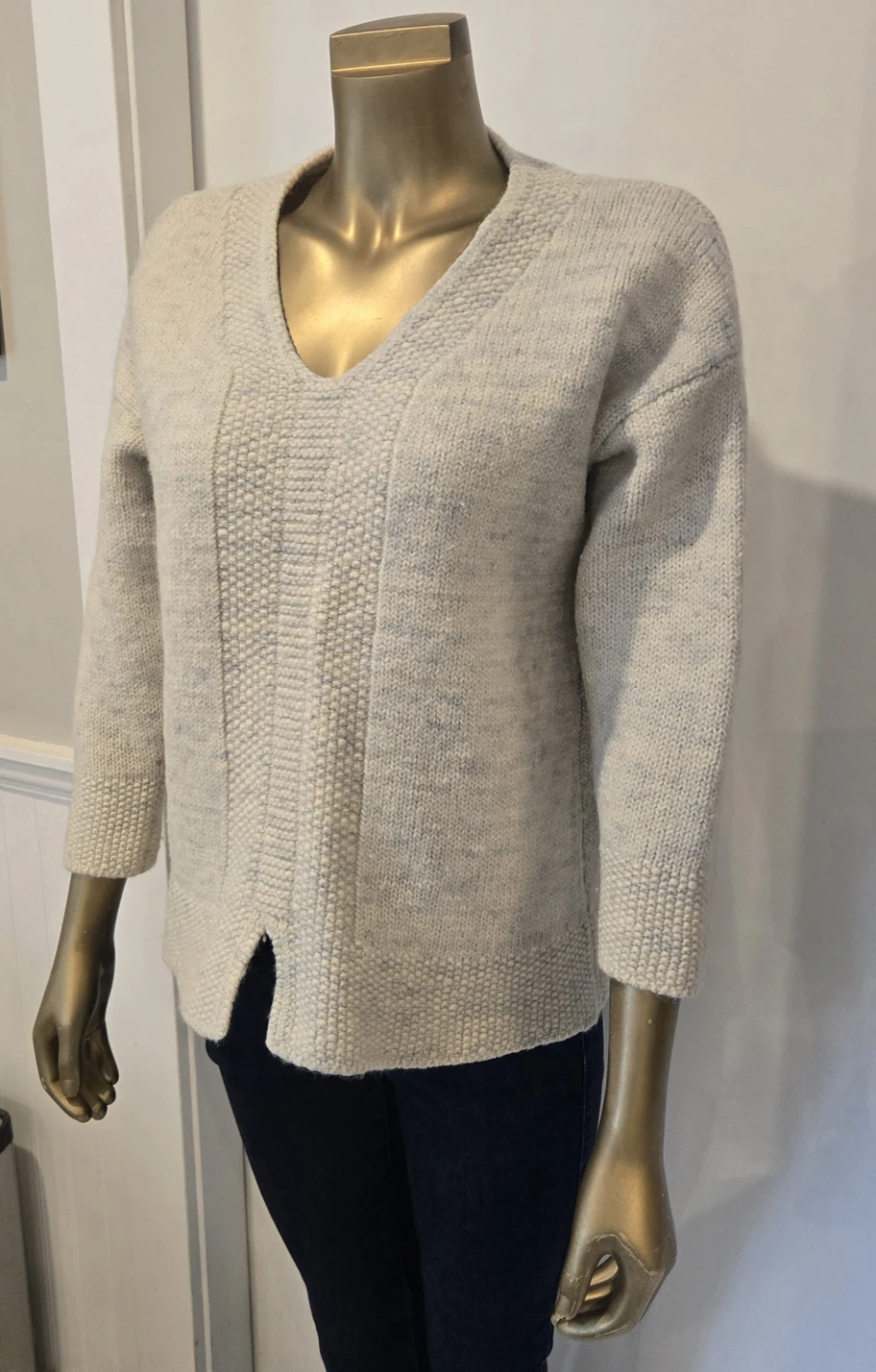 Vintage Sisley Relaxed Elegance Wool Sweater - photo 3