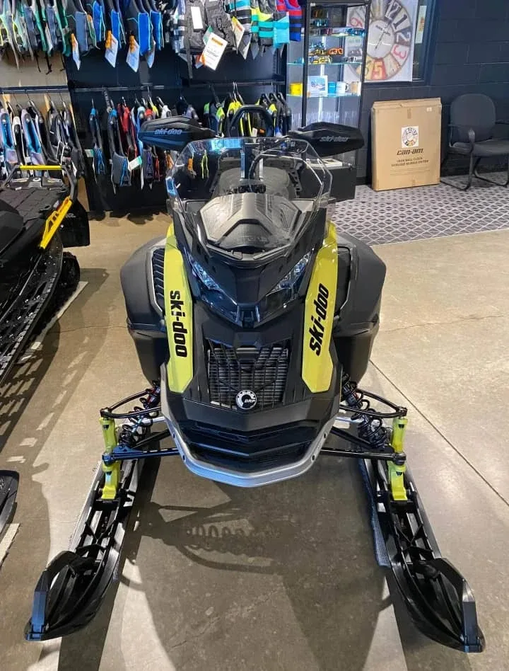 2025 Ski Doo expedition extreme 850 etec image indicator(2)