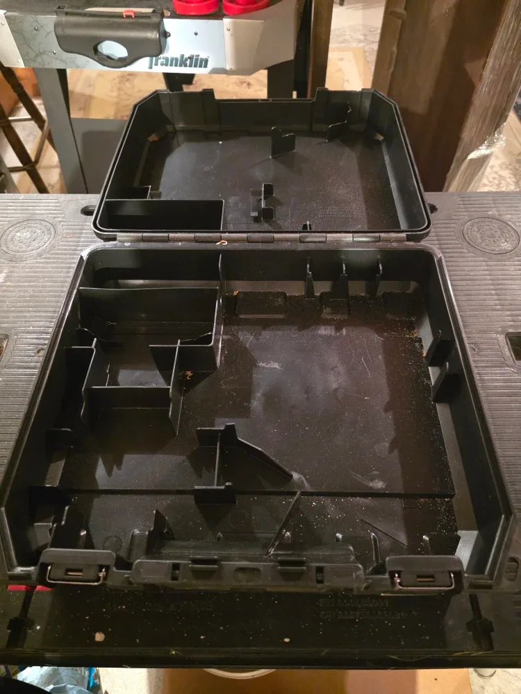 DeWalt DC330K Tool Case image indicator(3)