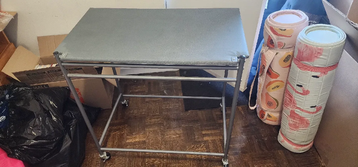 Laundry Table and Iron Board image indicator(3)