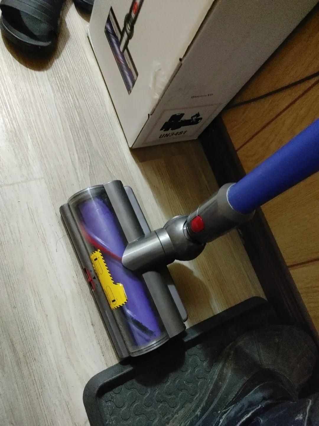 Dyson v11 for parts image indicator(3)