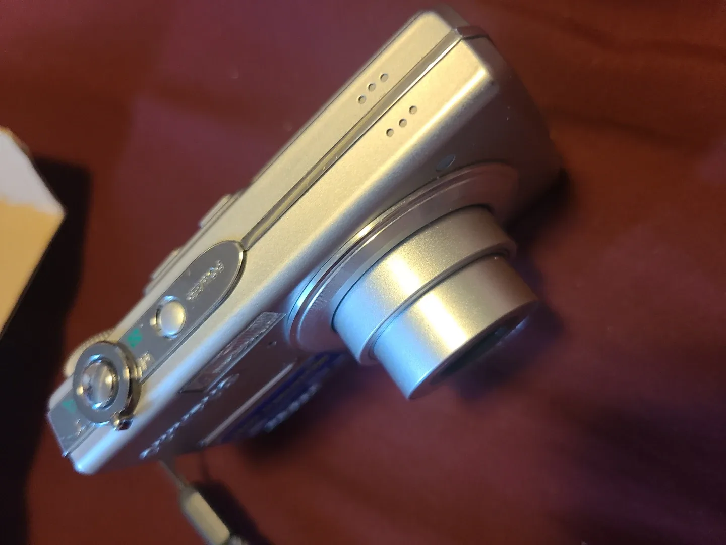 Olympus FE-220 7.1 Megapixel Digital Camera image indicator(2)