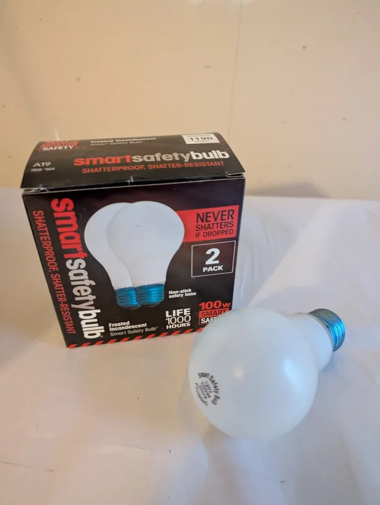 Smart Safety Bulb 100W, 2-Pack