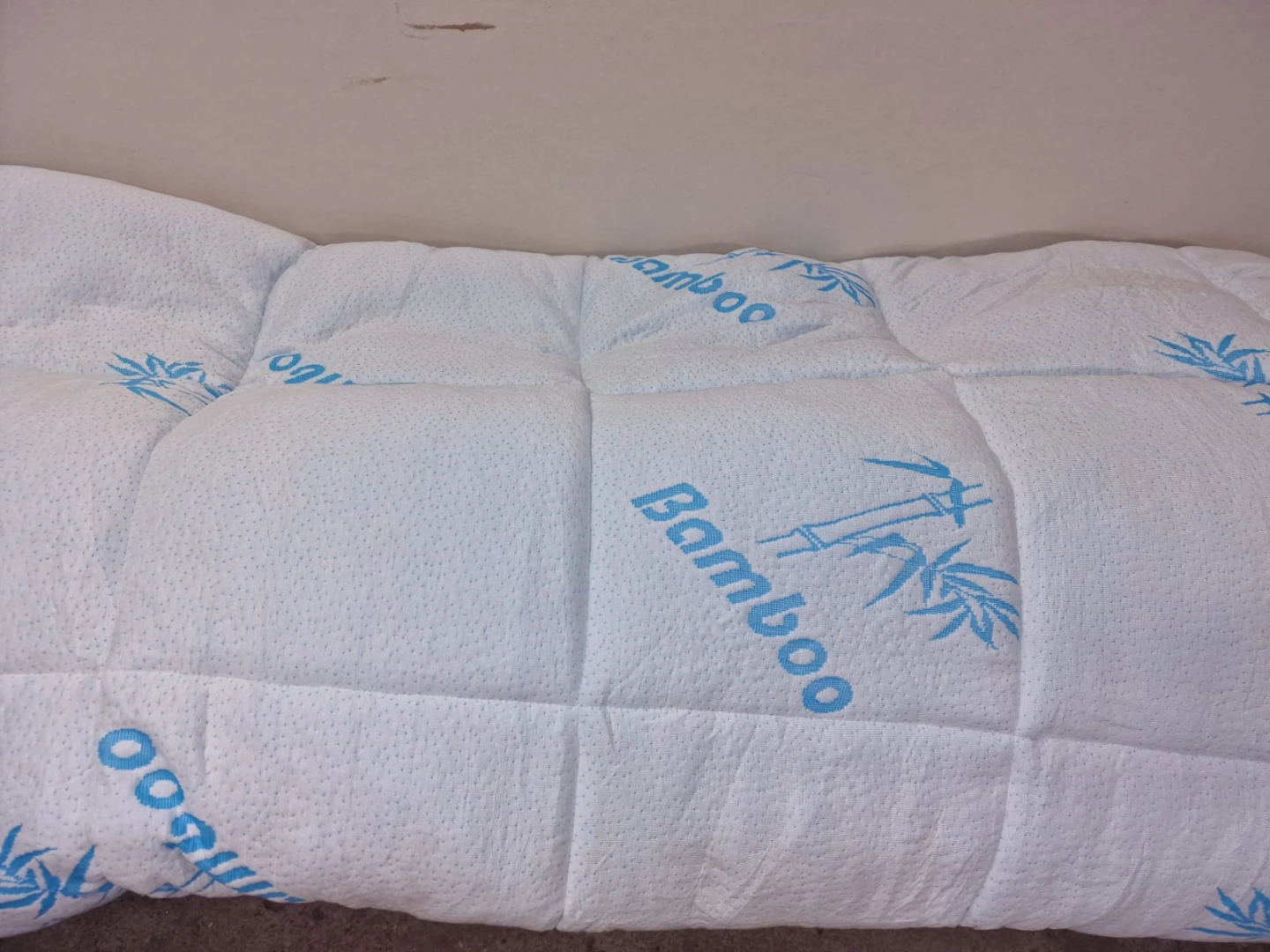Bamboo Twin Size Comforter - New in Package!