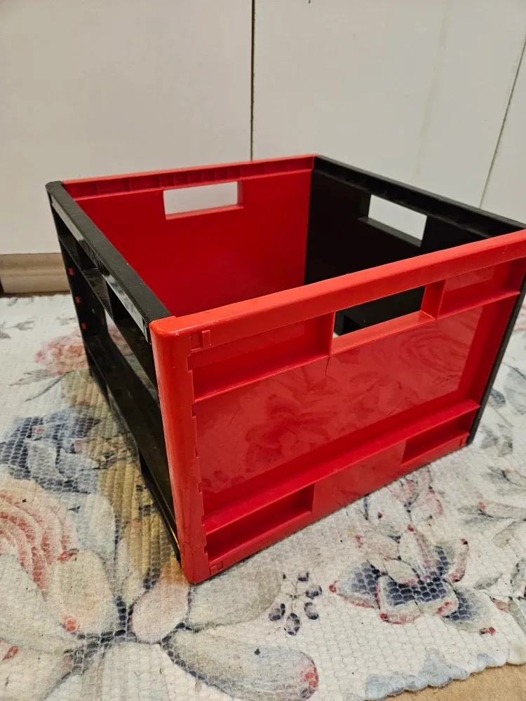 Red & Black Folding Storage Crate image indicator(4)