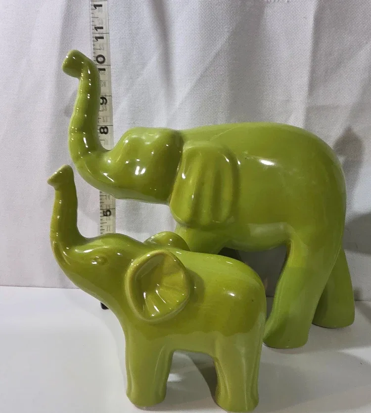 Green Ceramic Elephant Figurines - Set of 4 image indicator(5)