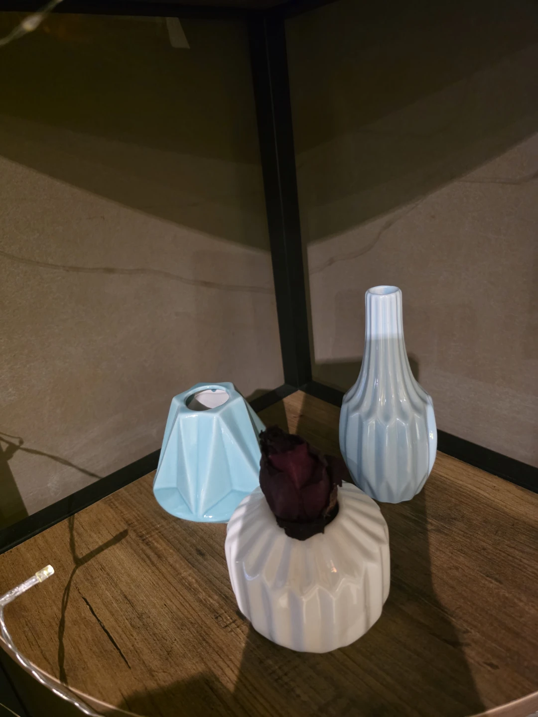 Set of 3 Decorative Vases - photo 2
