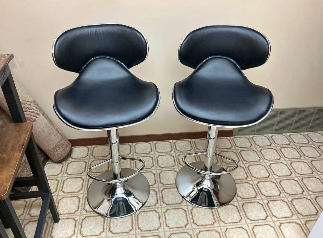 Pair of Black Swivel Bar Stools - photo 2