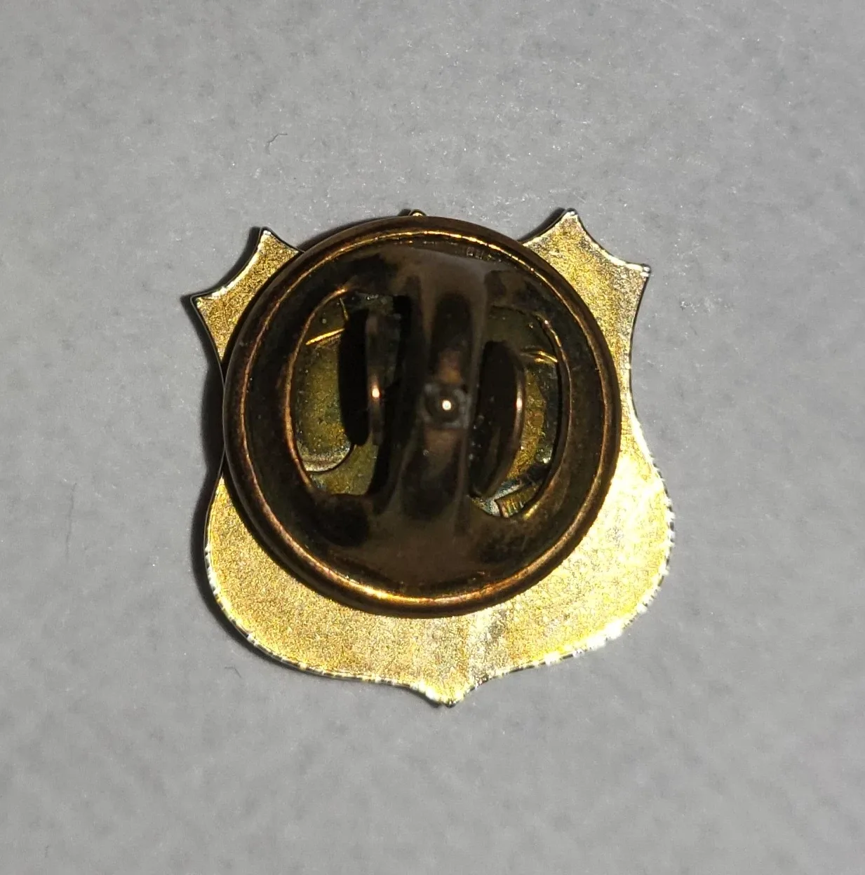 Rare NHL Hat Pin image indicator(2)