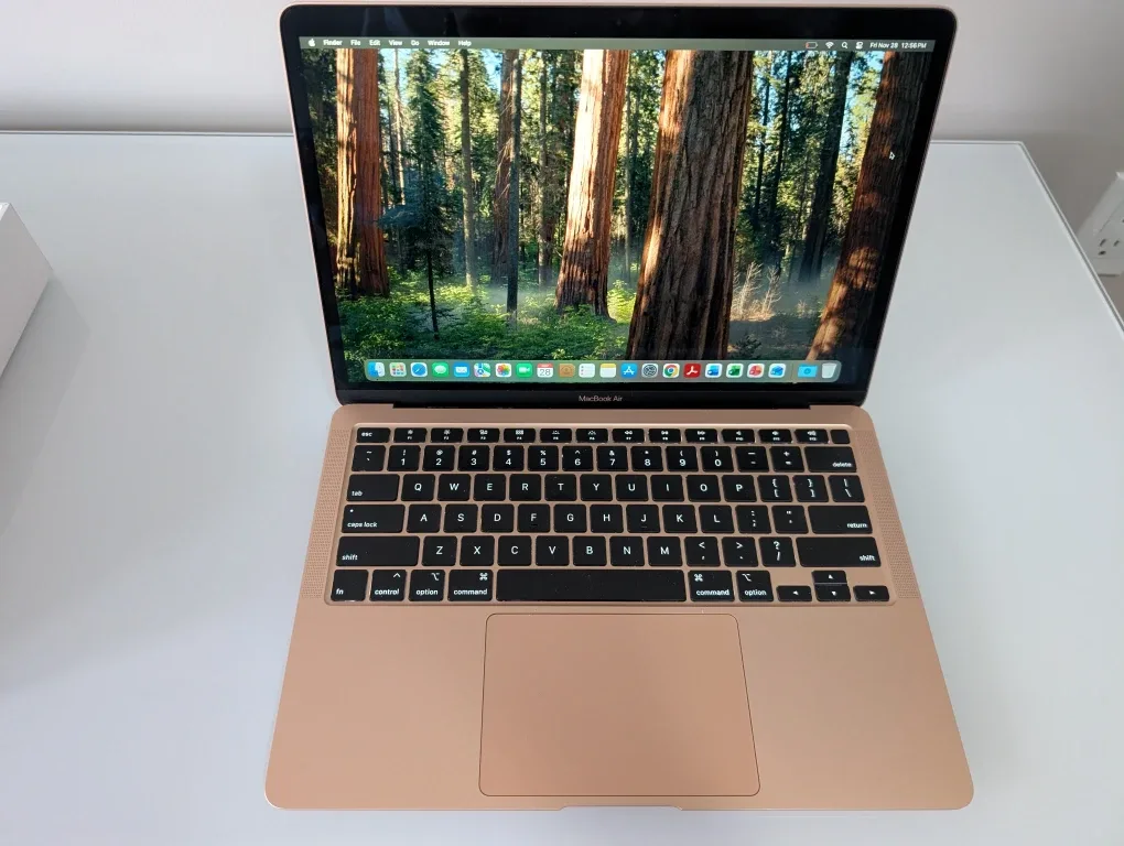 MacBook Air 13-inch, 2020 - Rose Gold