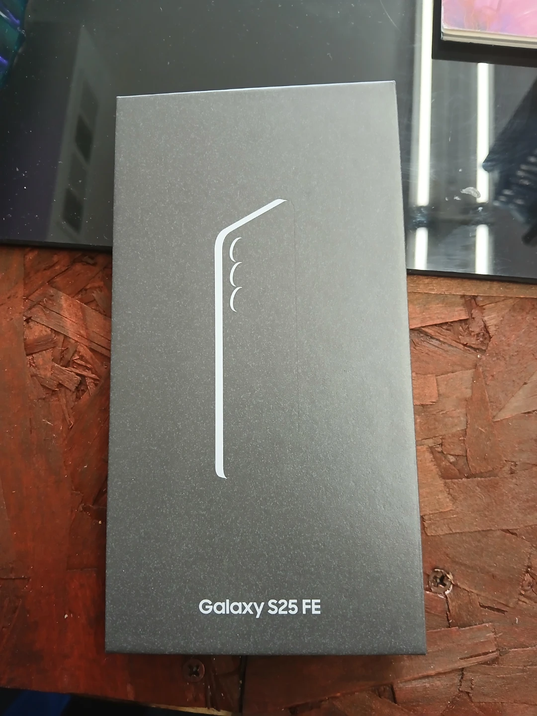 New Samsung Galaxy S25 FE - Jet Black - photo 3