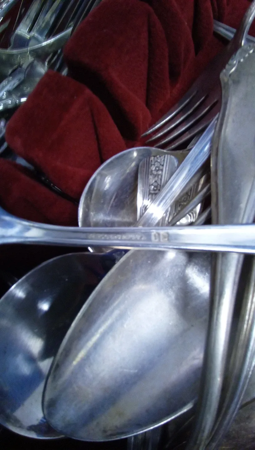 Vintage Community Plate Silverware Set image indicator(3)