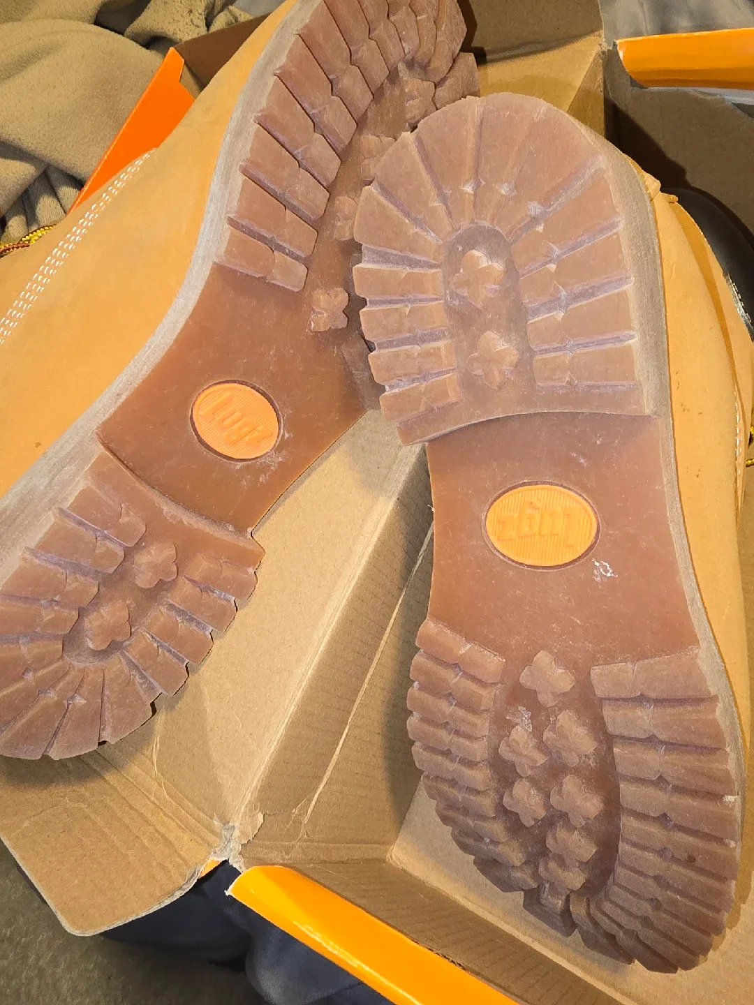 Lugz Boots - Size 7.5 image indicator(2)