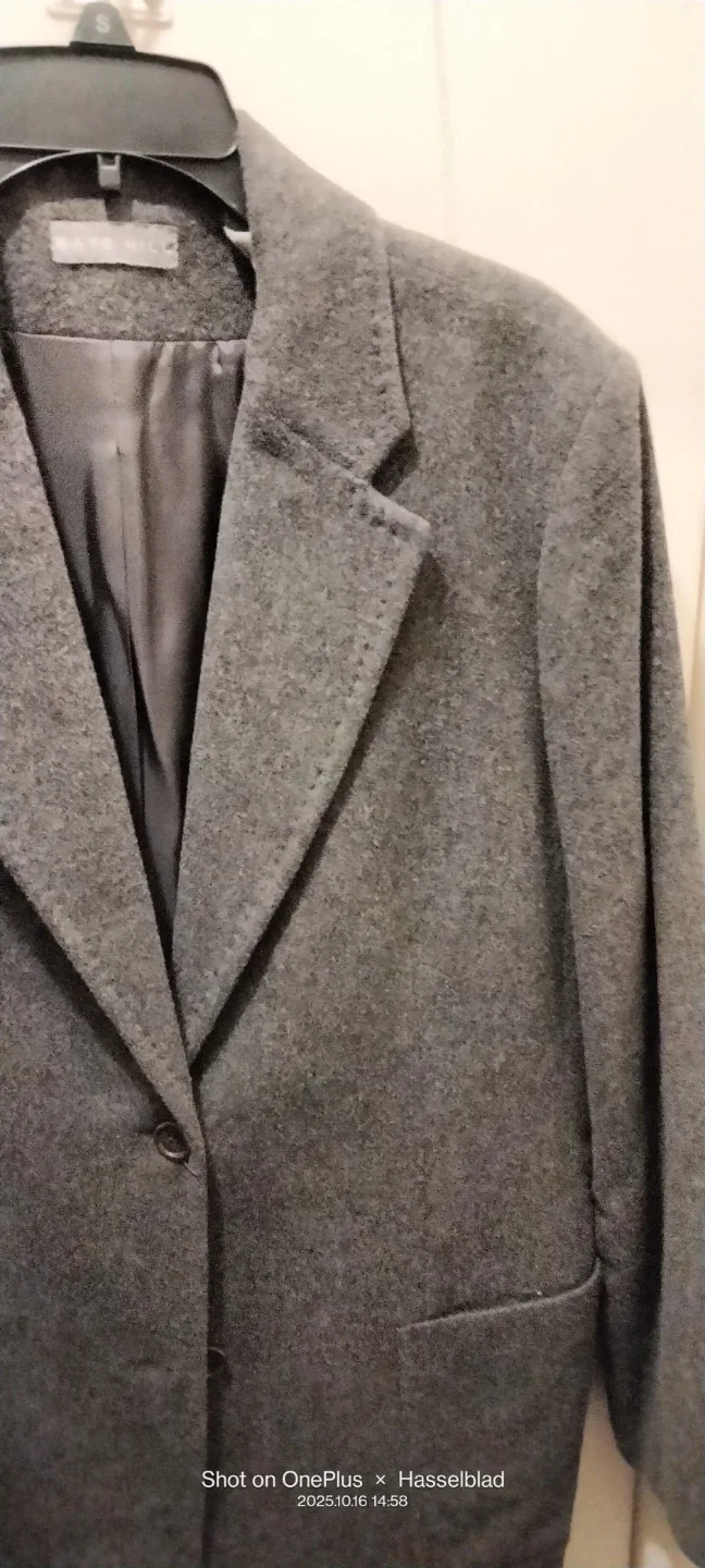 Kate Hill Gray Blazer image indicator(4)