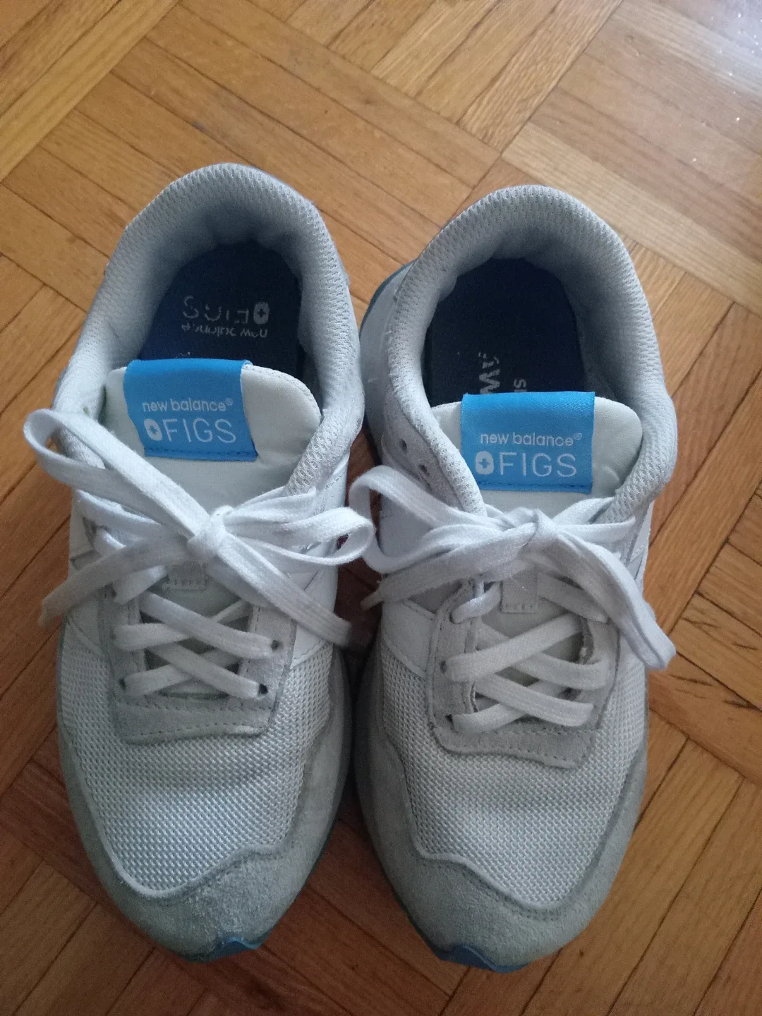 New Balance x FIGS 237 Sneakers image indicator(2)