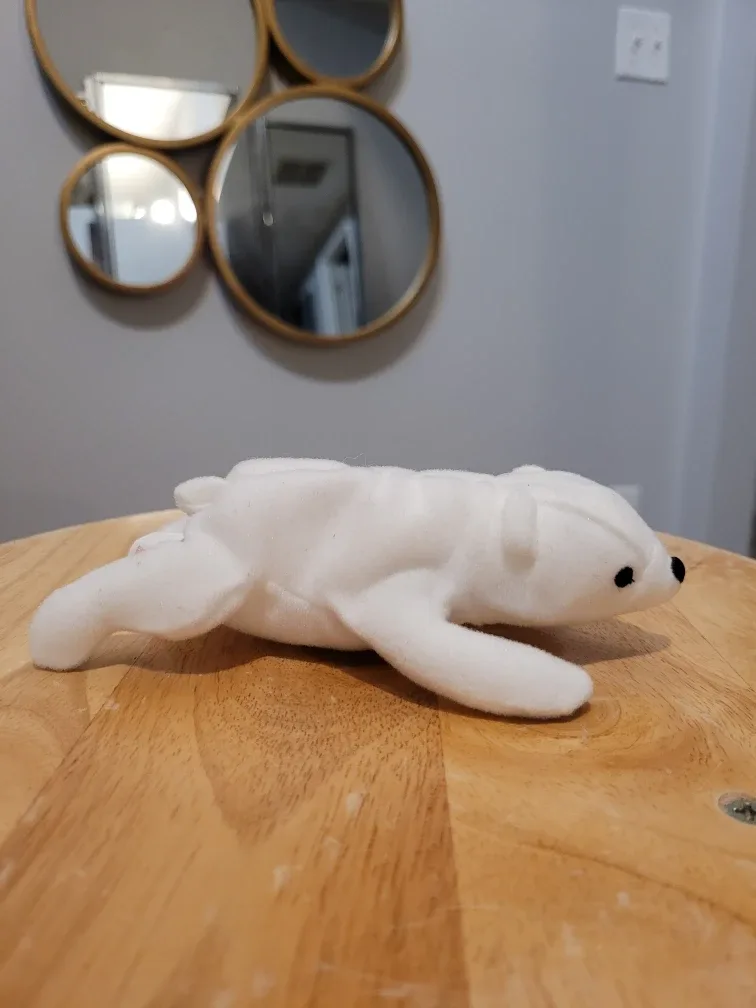 Pair of Polar Bears Chilly & Aurora image indicator(5)