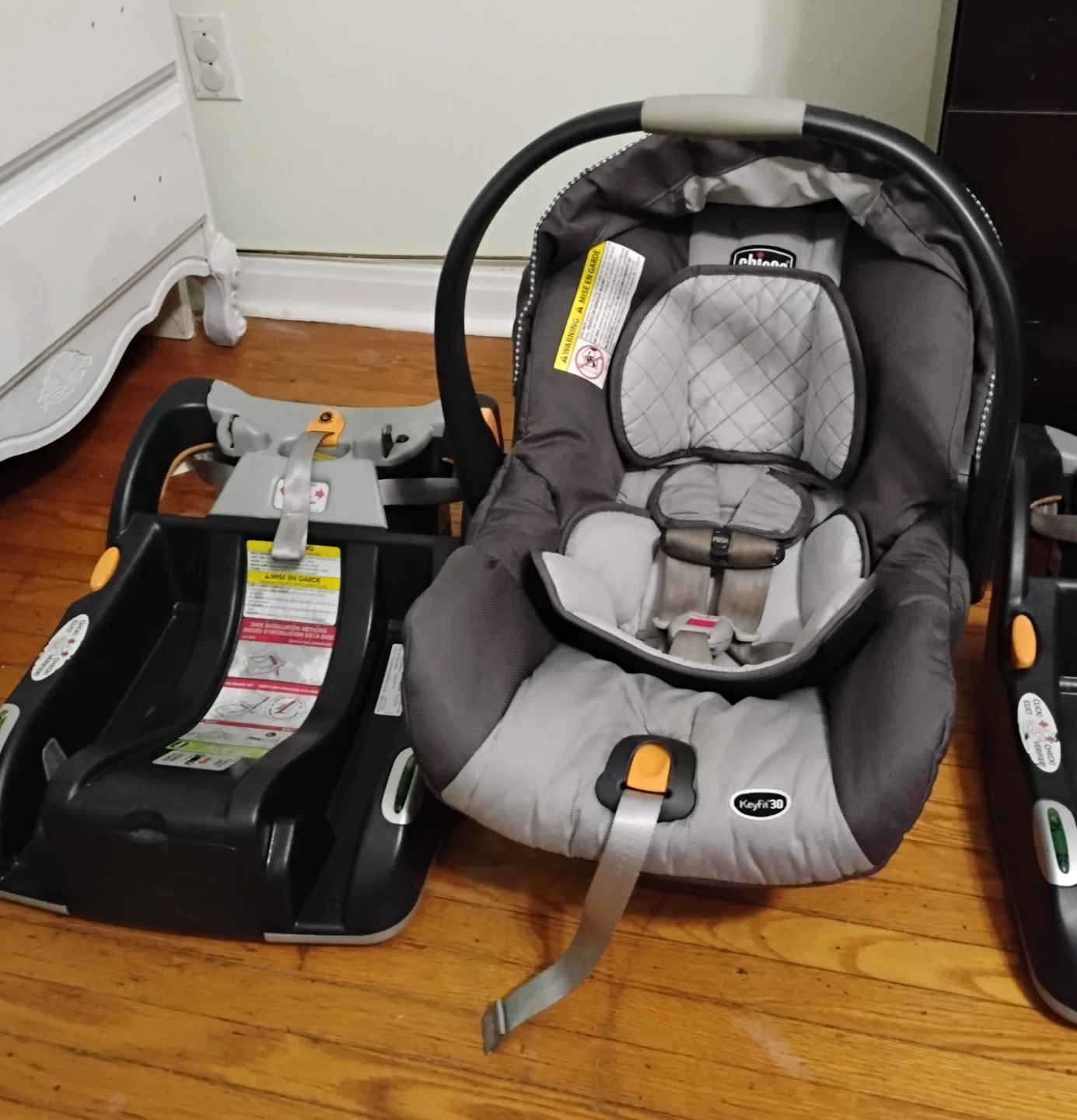 Chicco KeyFit 30 ClearTex Infant Car Seat and Base - photo 4