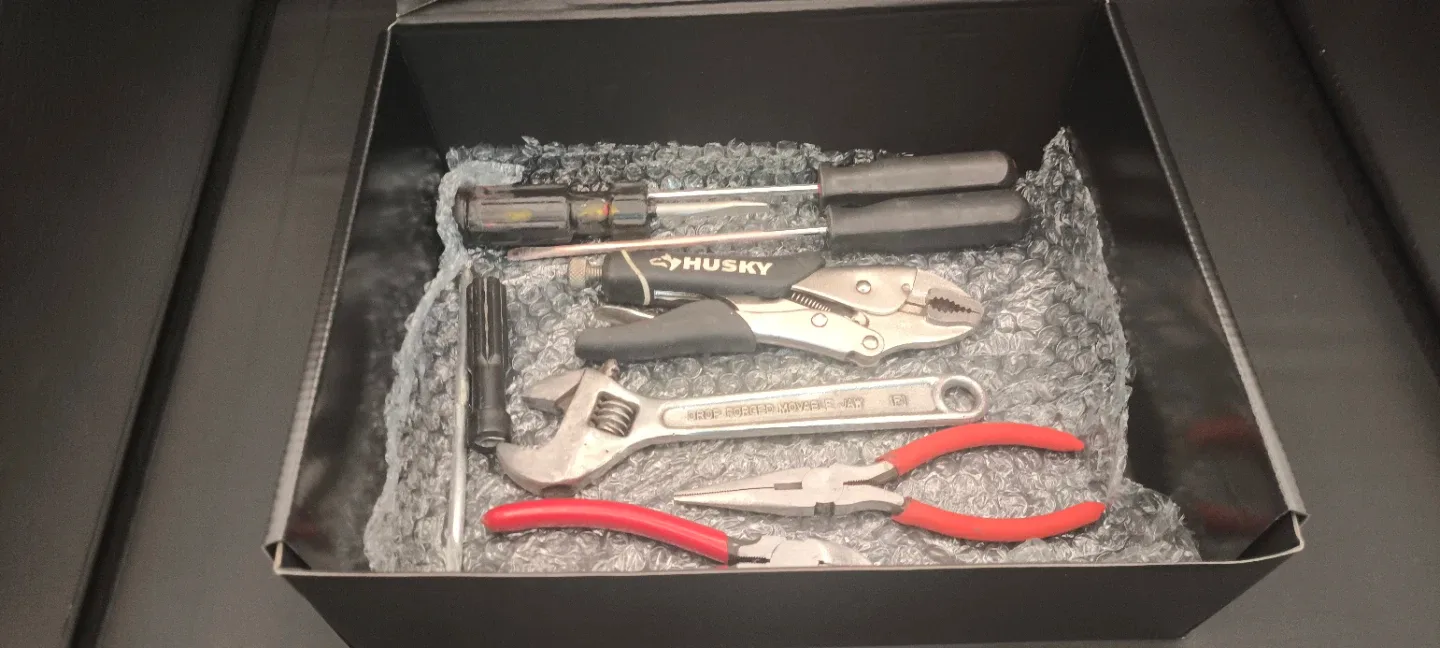 Husky Tool Set - Variety of Hand Tools image indicator(5)