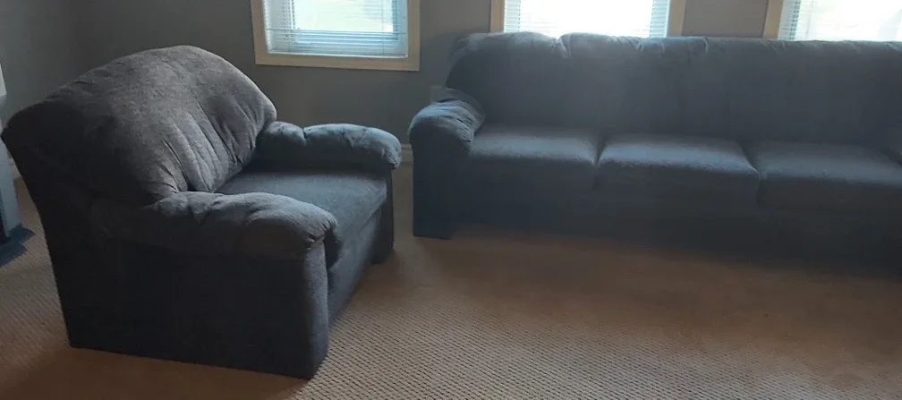 Couch loveseat chair tables image indicator(2)