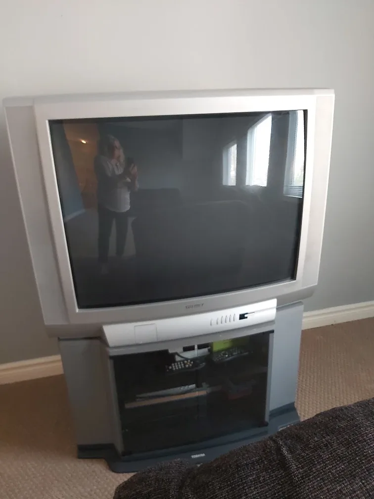 Couch loveseat chair tables image indicator(7)