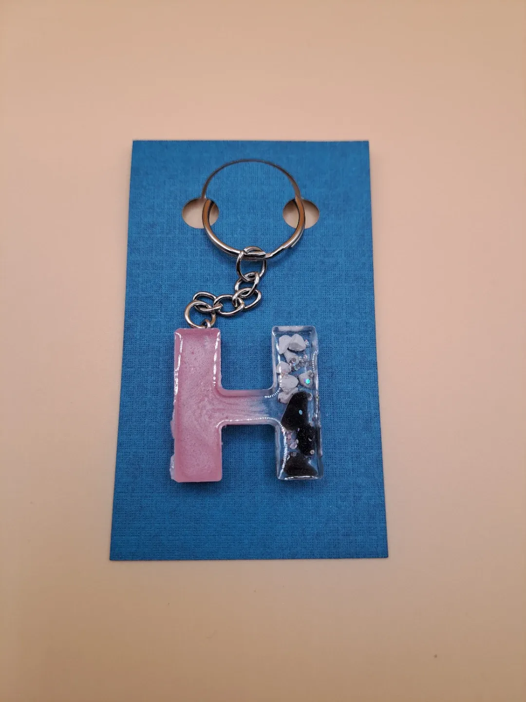 Handmade Resin Initial Keychain image indicator(6)