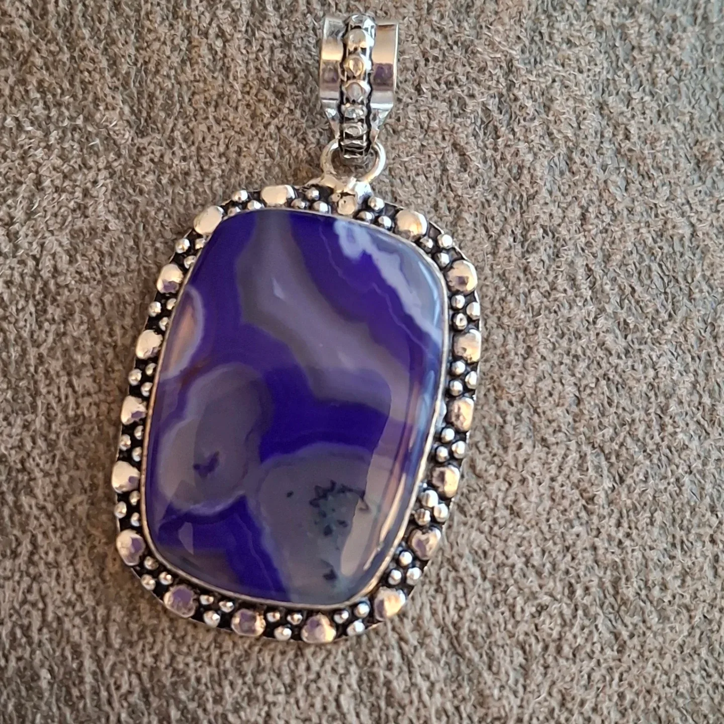 Sterling Silver & Purple Agate Pendant image indicator(4)