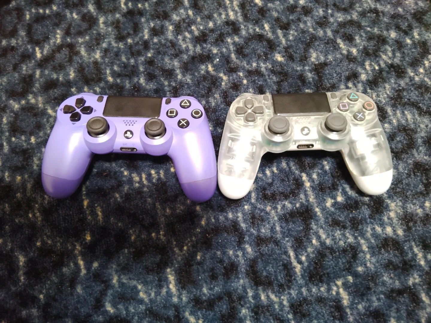 PlayStation 4 DualShock 4 Controllers - Purple & Crystal thumbnail