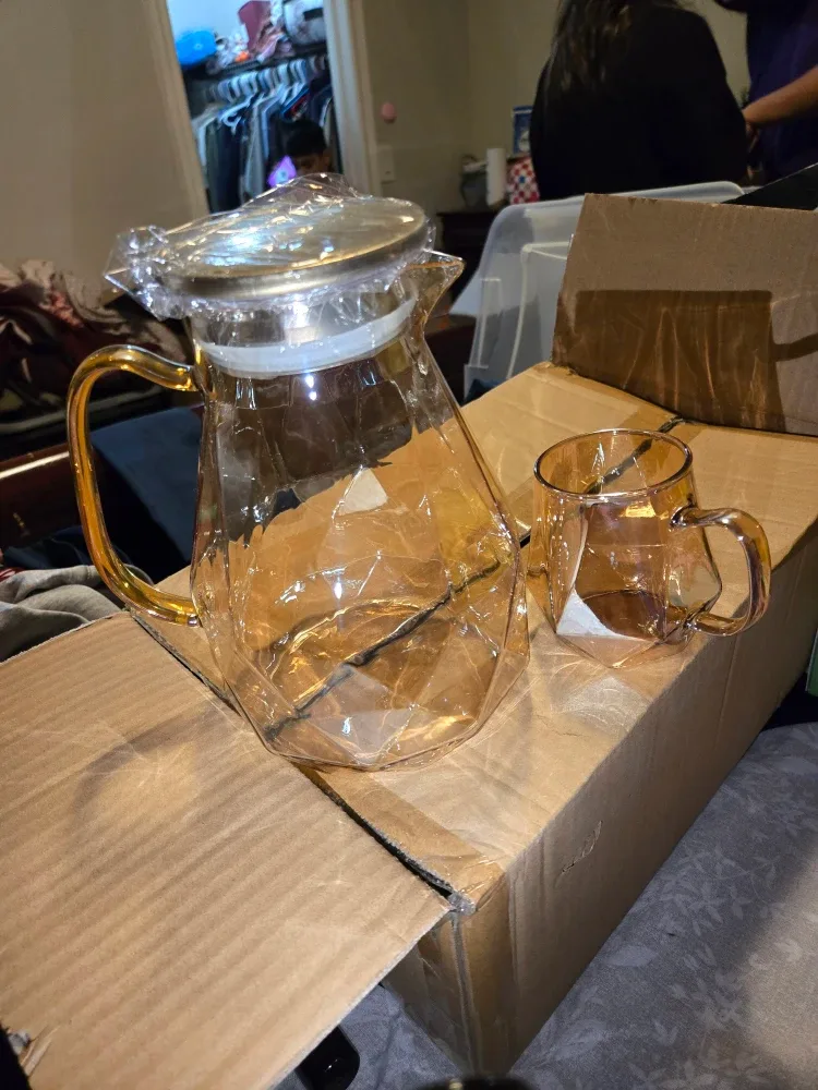 Amber Glass Pitcher & Mug Set - New in Box! image indicator(2)