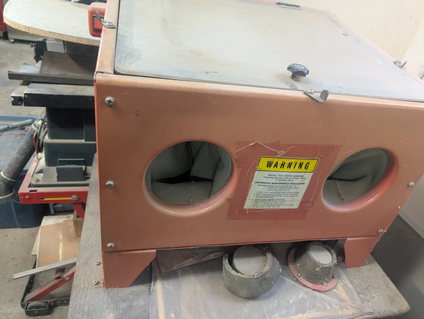 Sandblasting Cabinet