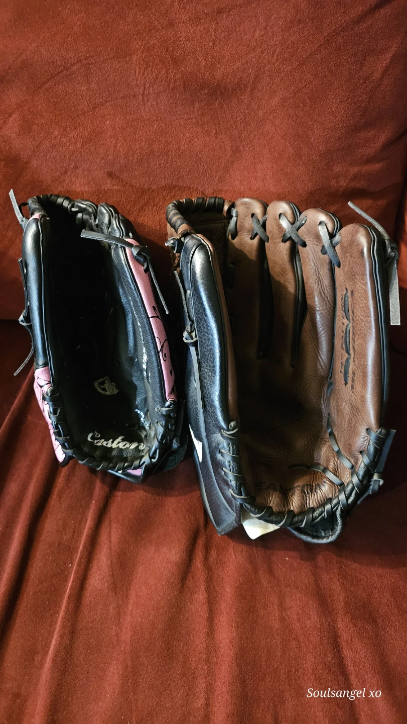 Easton Baseball Gloves - 12.5" & 14" - photo 2