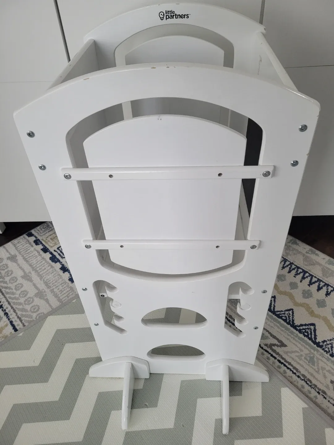 Little Partners Learning Tower image indicator(3)