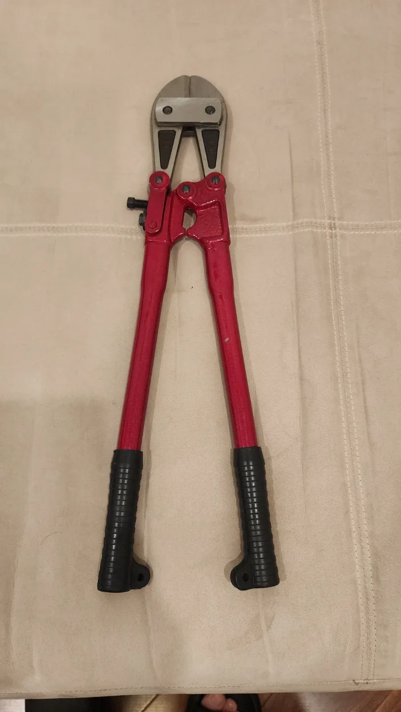 Heavy duty Bolt Cutters 45cm 18" image indicator(2)