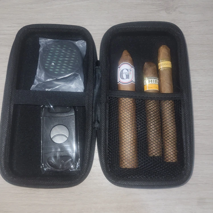 Cigar travel case / humidity cartridge / cutter - photo 2
