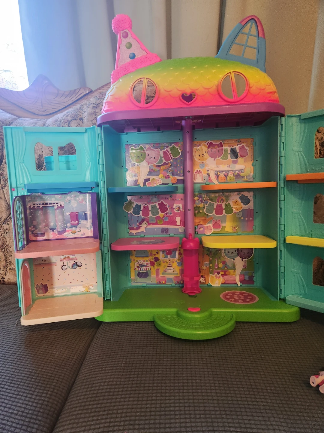 Gabby's Dollhouse Party Dollhouse - photo 2