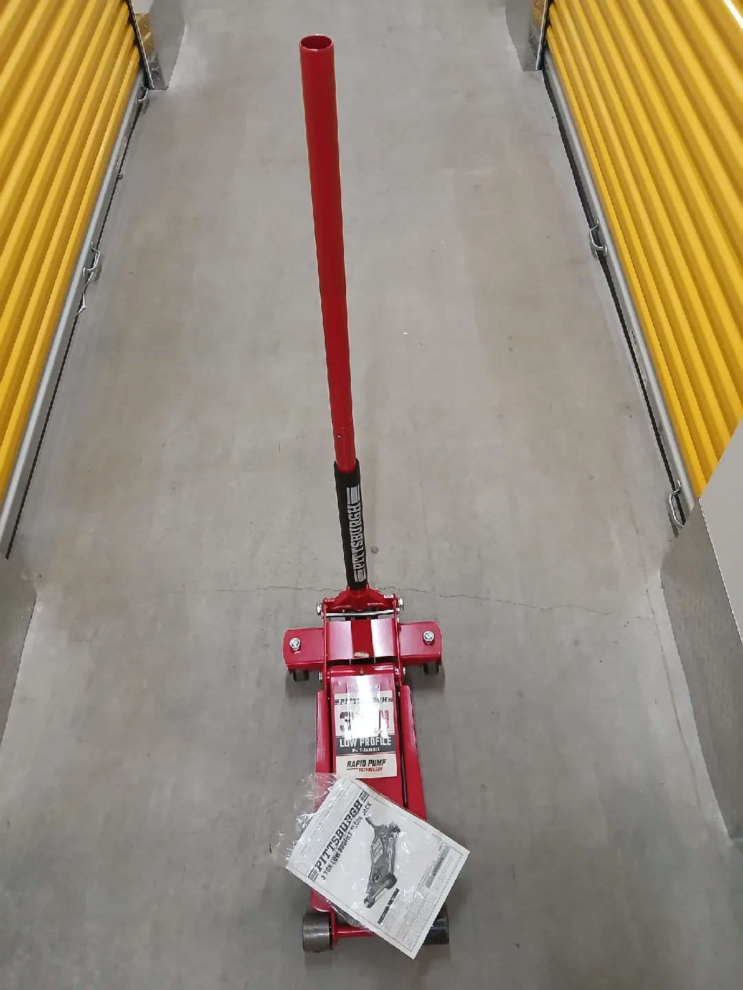 Pittsburgh 3 Ton Low Profile Floor Jack - Red image indicator(4)