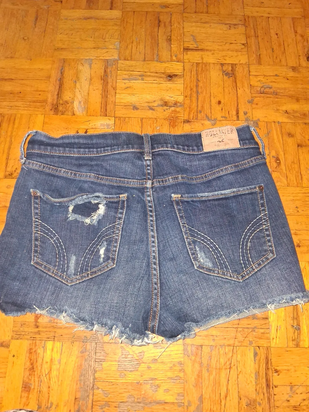Hollister Denim Shorts - Size 9/W29 image indicator(3)
