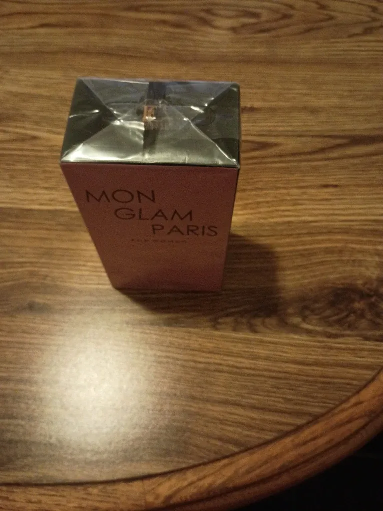 Mon Glam Paris Eau de Parfum - 3.4 fl oz image indicator(2)
