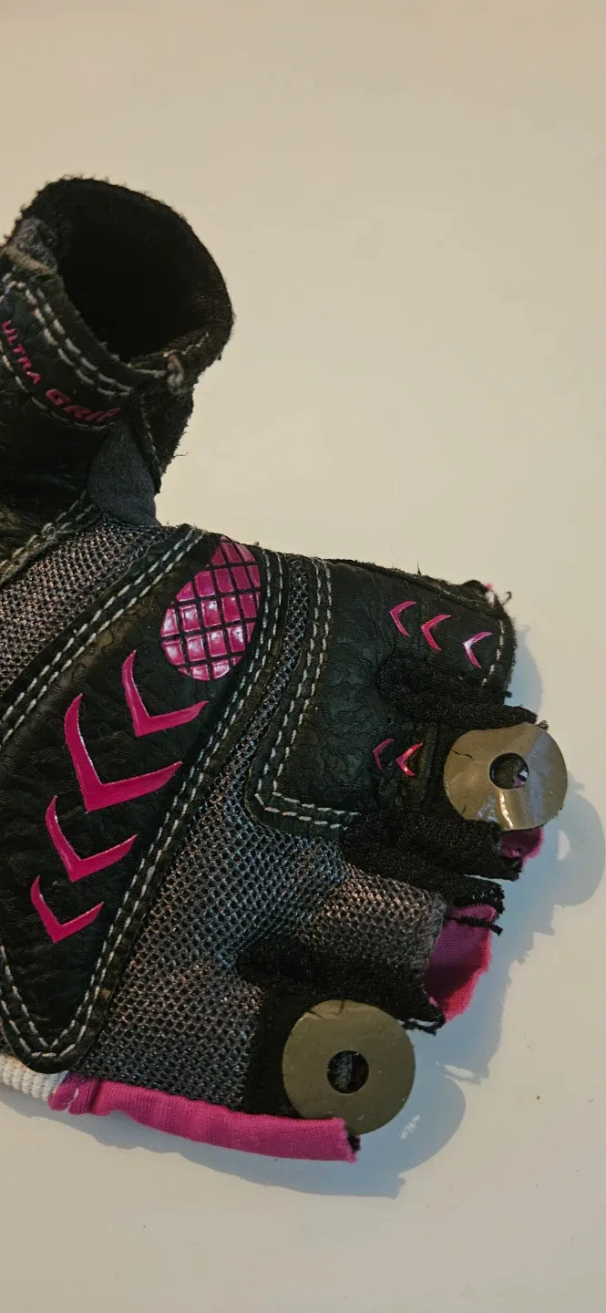 Bike riding gloves image indicator(4)