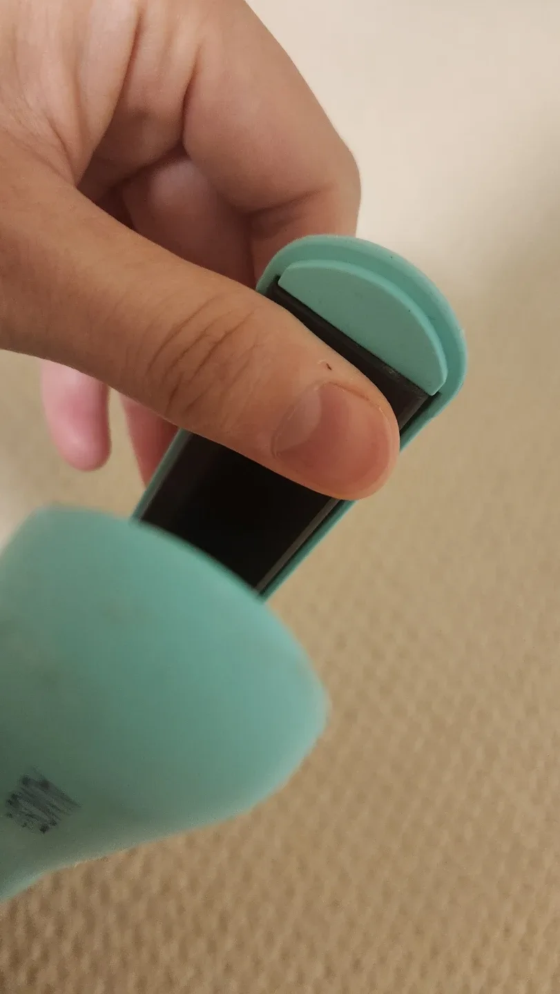 Almost Famous Ceramic Hair Straightener Mint - no box image indicator(4)