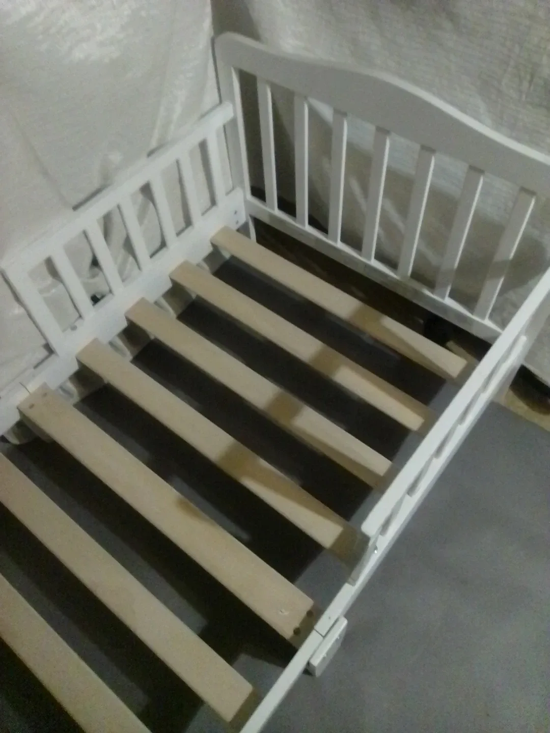 White Baby/Toddler Bed 53x29x18 image indicator(2)