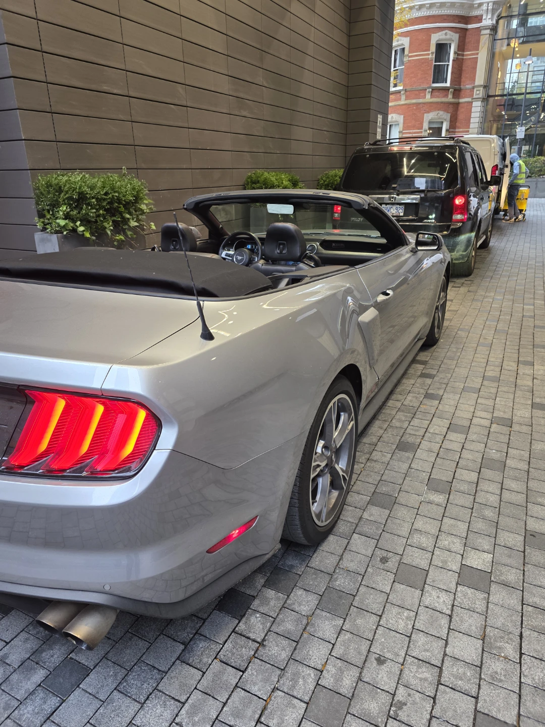 Ford Mustang Convertible - photo 4