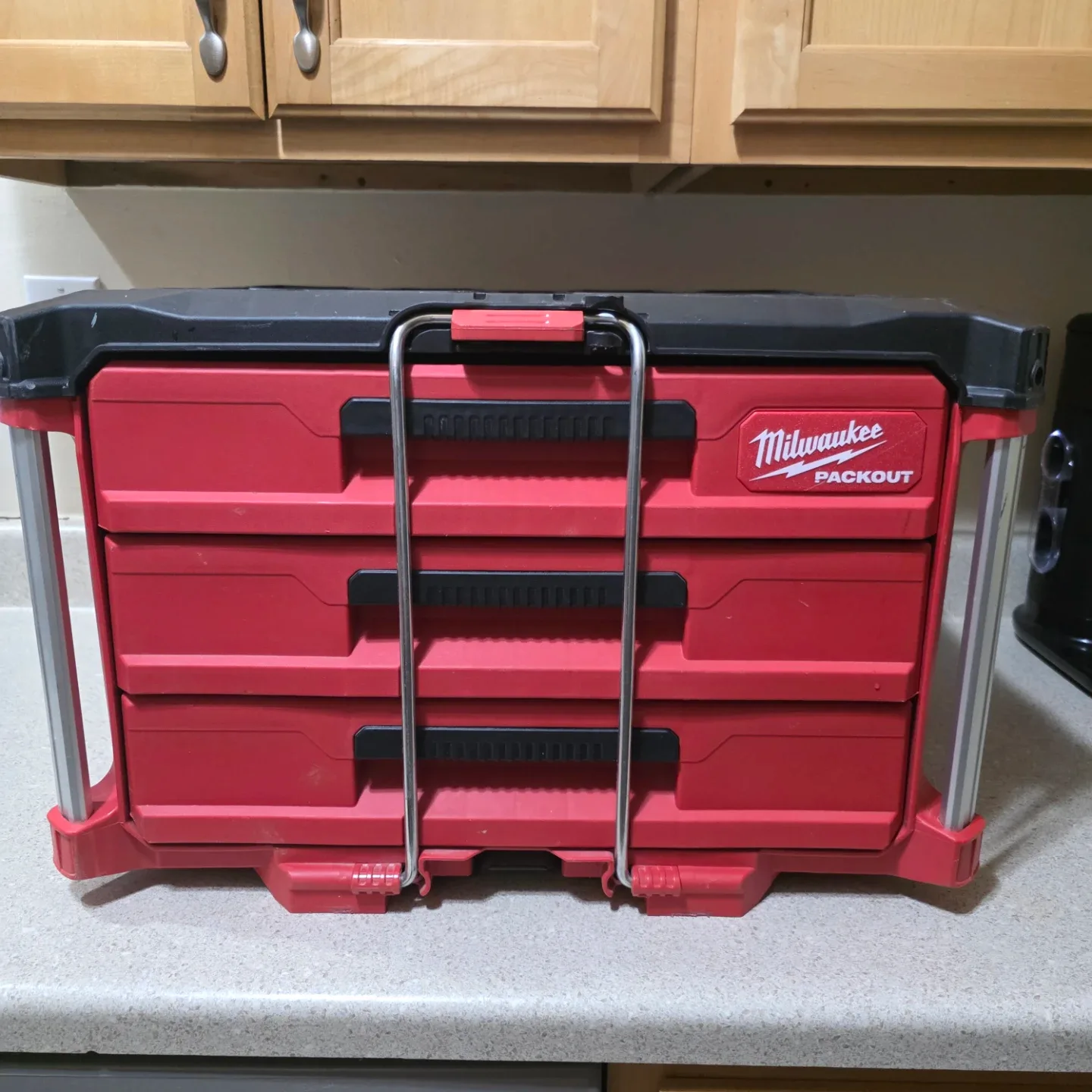 Milwaukee  PACKOUT 22 in. Modular 3-Drawer Tool Box