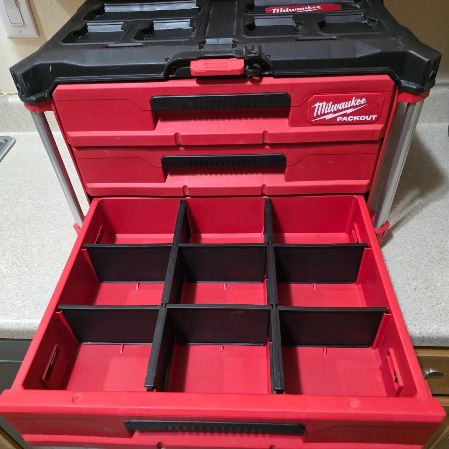 Milwaukee  PACKOUT 22 in. Modular 3-Drawer Tool Box image indicator(8)