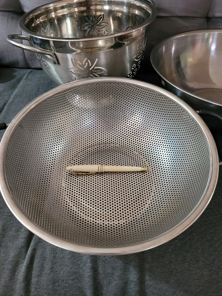 Stainless Steel Colander & Mixing Bowl Set image indicator(3)