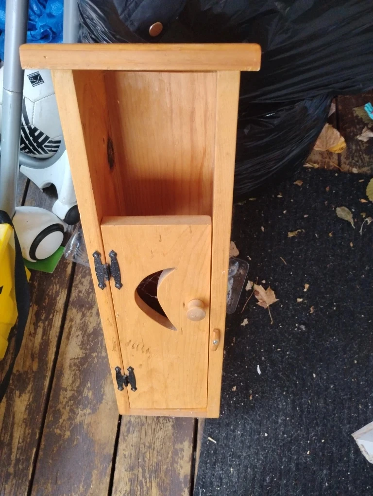 Wooden Toilet Paper Holder