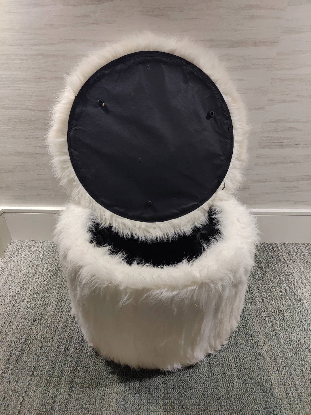 Large Faux Fur Fluffy White Storage Ottoman Stool 12 Shoe Slots