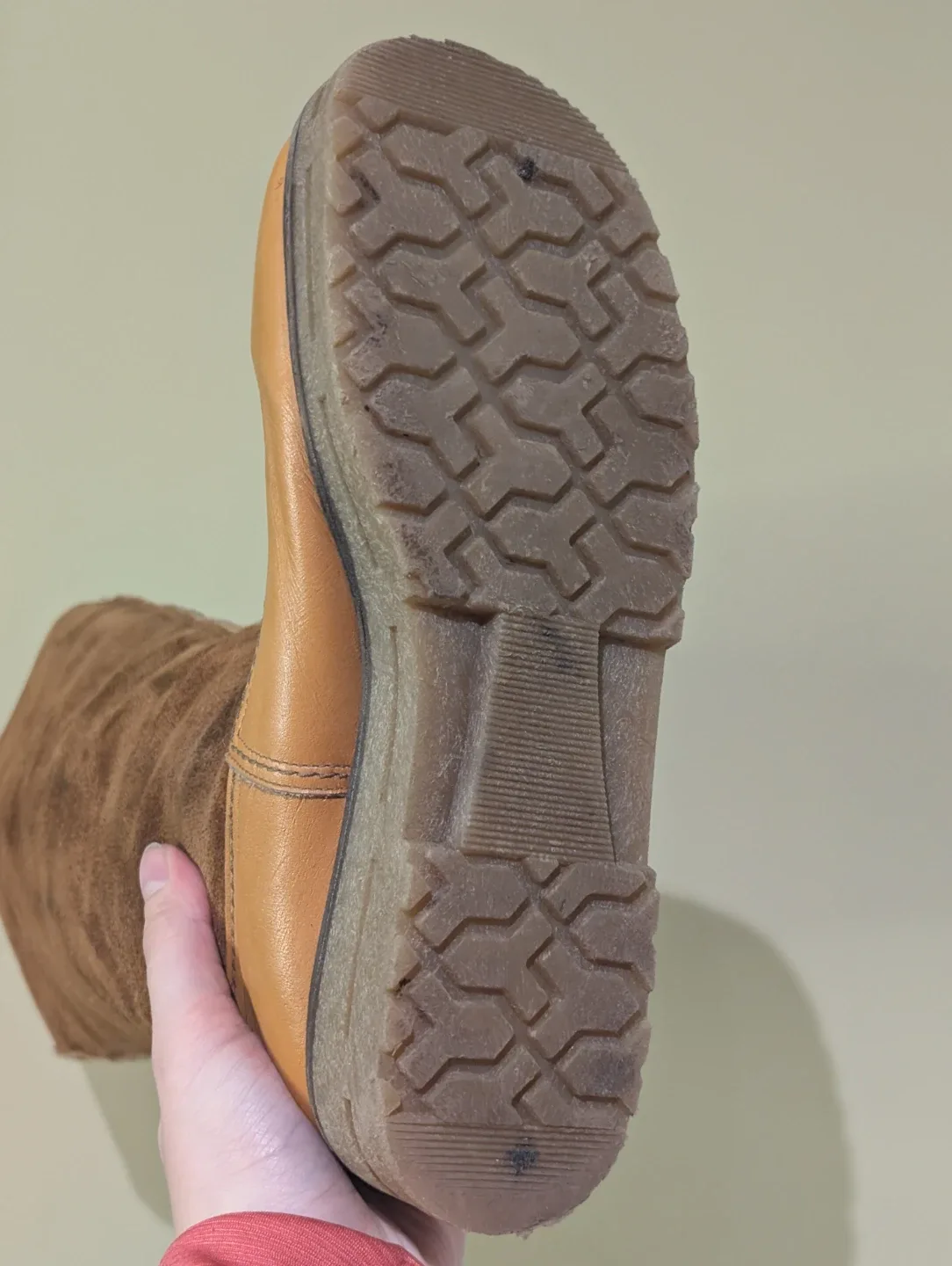 Canada Made Brown Suede Boots 7-7.5 image indicator(3)