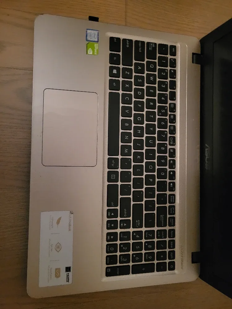 Asus Vivobook Laptop F540 15.6' image indicator(3)